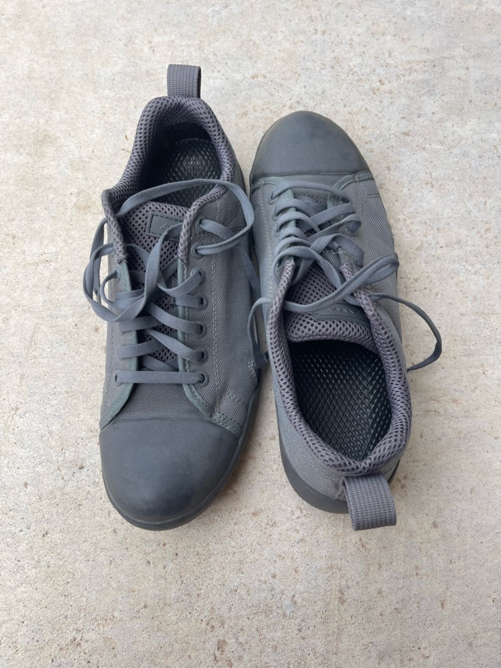 Men's Altama Maritime Assault Low-Profile Gray Tactical Lace-Up Sneakers